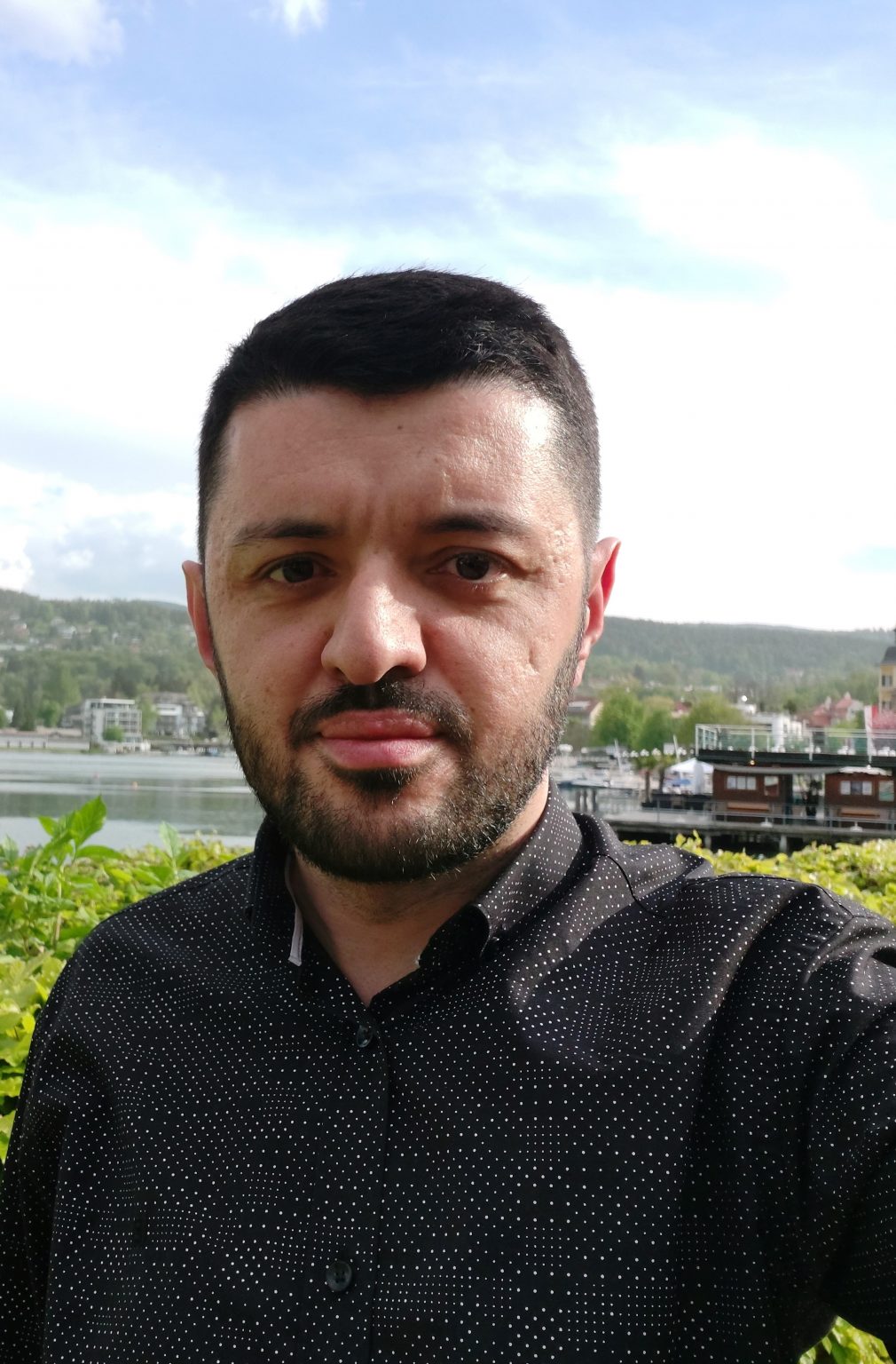 ÖZGISI Murat, Prof, Mag.