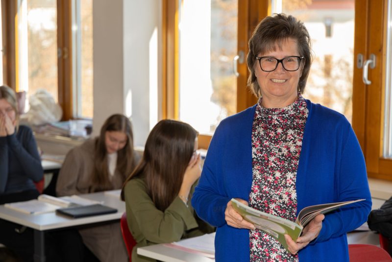 NUCK Viktoria, Prof. Mag.
