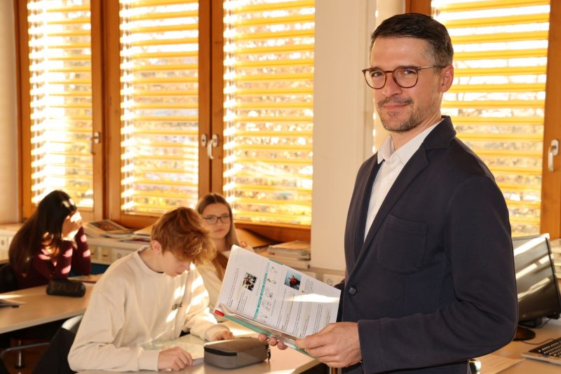 SCHMALZL Nico, Prof. BA MA MSc